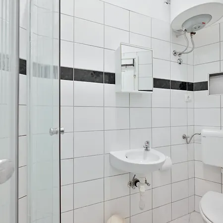 アパート Todorovic